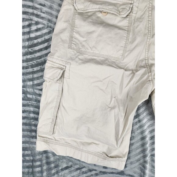 B.C. Clothing Original Cargo Shorts Men's Size 36 Cream/Beige Outdoors Hiking - Picture 9 of 13